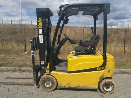 4-wiel elektrische heftrucks 2016 Yale ERP16VF (1)