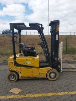 4-wiel elektrische heftrucks 2011 Yale ERP16VF (1)
