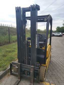 4-wiel elektrische heftrucks 2011 Yale ERP16VF (2)