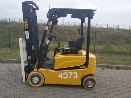 4-wiel elektrische heftrucks 2016 Yale ERP16VF (1)