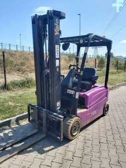 4-wiel elektrische heftrucks 2011 Yale ERP20VF (3)