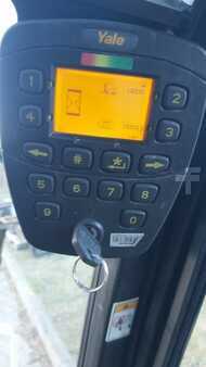 Elektrisk- 4 hjul 2018  Yale ERP16VF (5)