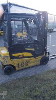 Elektrisk- 4 hjul 2018  Yale ERP16VF (2)