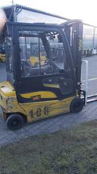 4-wiel elektrische heftrucks 2018 Yale ERP16VF (2)