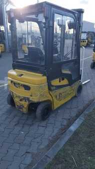 Elektrisk- 4 hjul 2019  Yale ERP16VF (4)