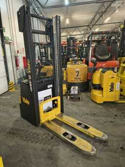 Ruční vysokozdvižný vozík 2018  Yale MS12 (5)