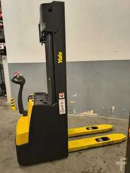 Ruční vysokozdvižný vozík 2017  Yale MS12 (3)