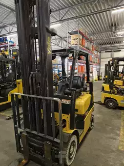 Gas truck 2019  Yale GLP20SVX (2)