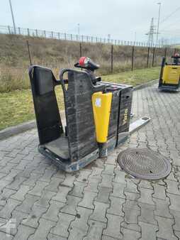 Elektromos emelőkocsik 2020  Yale MP20X (4)