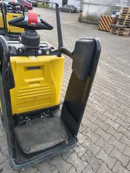 Elektromos emelőkocsik 2020  Yale MP20X (5)