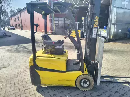 Elektro tříkolové VZV 2013  Yale ERP15VT (3)