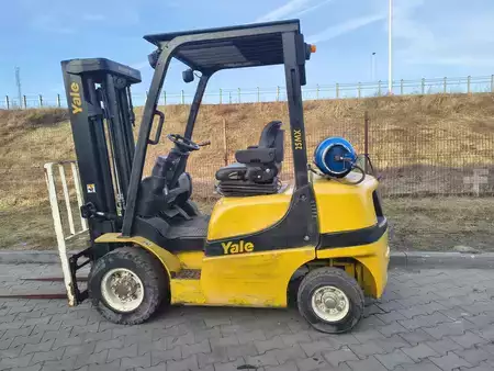Gas gaffeltruck 2019  Yale GLP25MX (1)