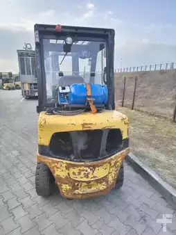 LPG VZV 2017  Yale GLP35VX (2)