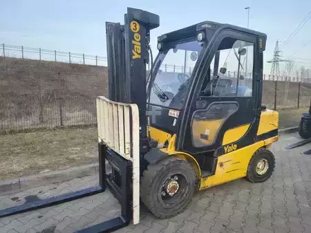 LPG VZV 2017  Yale GLP35VX (3)