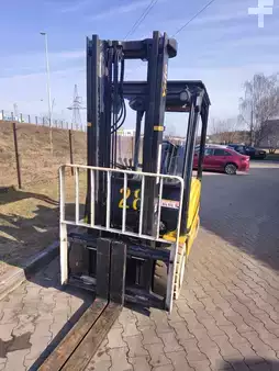 Eléctrico - 4 rodas 2011  Yale ERP35VL (3)