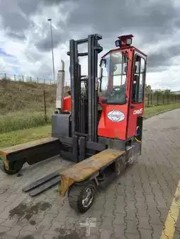 Four-way trucks 2013  Combilift C3000 (1)