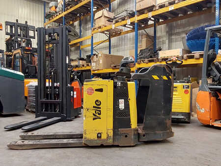 Niederhubwagen 2012  Yale MP20X FBW (1)
