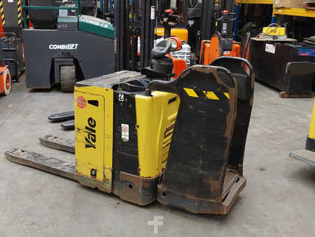 Niederhubwagen 2012  Yale MP20X FBW (2)