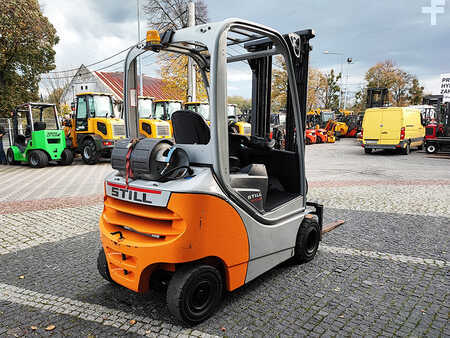 Treibgasstapler 2014  Still RX70-20T (10)