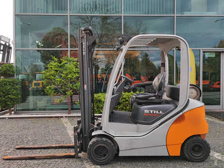 Treibgasstapler 2014  Still RX70-20T (2)