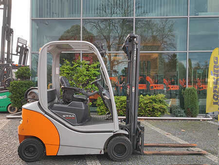 Treibgasstapler 2014  Still RX70-20T (3)
