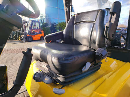 LPG heftrucks 2011  Yale GLP16VX (10)
