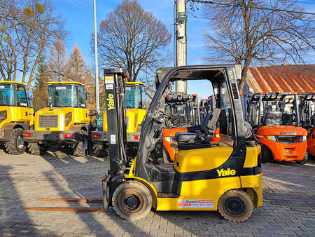 LPG heftrucks 2011  Yale GLP16VX (3)