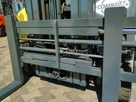 Carretilla de 4 vías 2010  Combilift C2500CB (10)