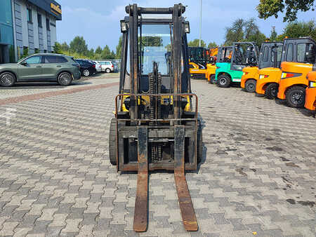 Chariots élévateurs GPL 2004  CAT Lift Trucks GP30N (5)