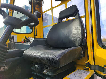 Four-way trucks 2013  Combilift C4000 (11)