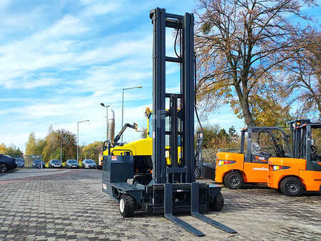 Vierweg zijlader 2013  Combilift C4000 (7)