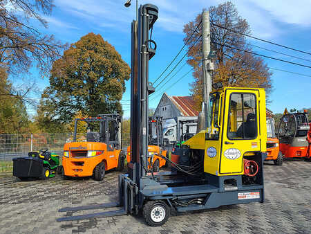 Four-way trucks 2013  Combilift C4000 (9)