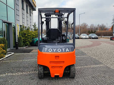 Toyota 8FBMT25