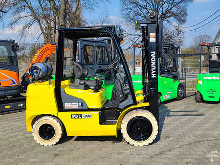 LPG VZV 2015  Hyundai 35L-7A (7)