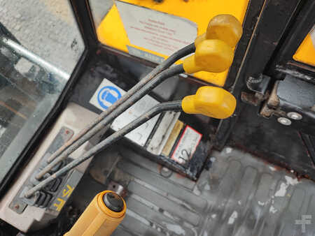 Geländestapler 2000  JCB 930 (11)