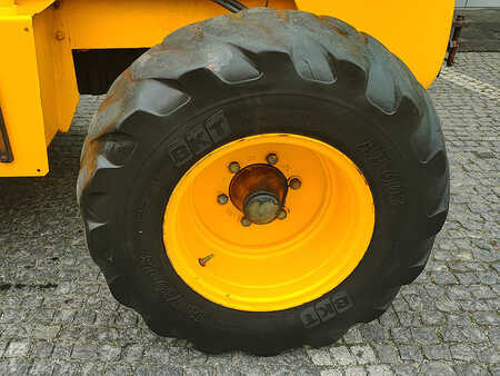 Geländestapler 2000  JCB 930 (13)