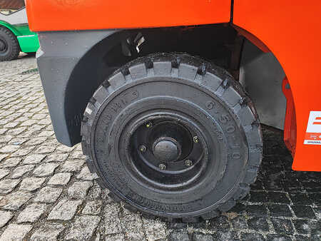 Treibgasstapler 2019  Toyota 06-8FG30F (10)