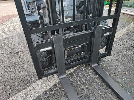 Treibgasstapler 2019  Toyota 06-8FG30F (11)