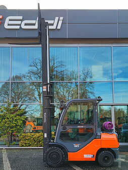 Treibgasstapler 2019  Toyota 06-8FG30F (8)