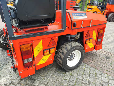 Truck Mounted Forklifts 2005  Moffett M3 20.4 (11)