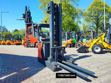 Työntömastotrukki 2015  Linde R20N-01 (3)