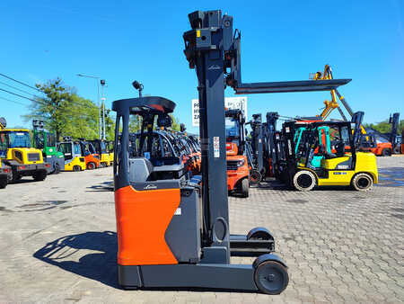 Työntömastotrukki 2015  Linde R20N-01 (9)