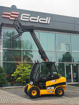 Wózki widłowe diesel 2016  JCB TLT30D (8)