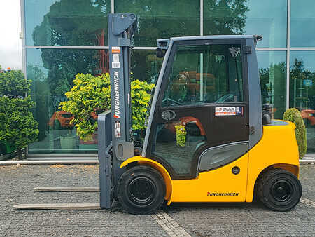 Wózki widłowe diesel 2013  Jungheinrich DFG425s (2)