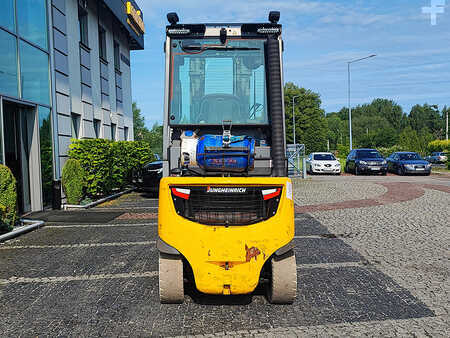 Wózki gazowe 2017  Jungheinrich TFG 430s (5)