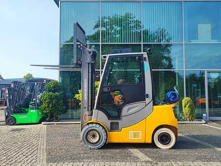 Wózki gazowe 2017  Jungheinrich TFG 430s (6)
