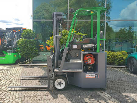 Vierwegestapler 2013  Combilift C2500CB (3)