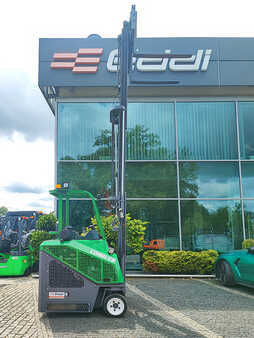Vierwegestapler 2013  Combilift C2500CB (7)