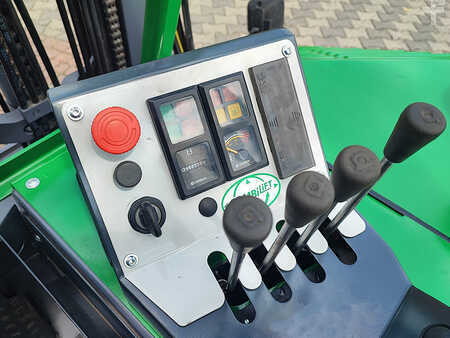 Vierwegestapler 2013  Combilift C2500CB (9)