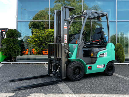 Empilhador a gás 2025  Mitsubishi FG15N (1)